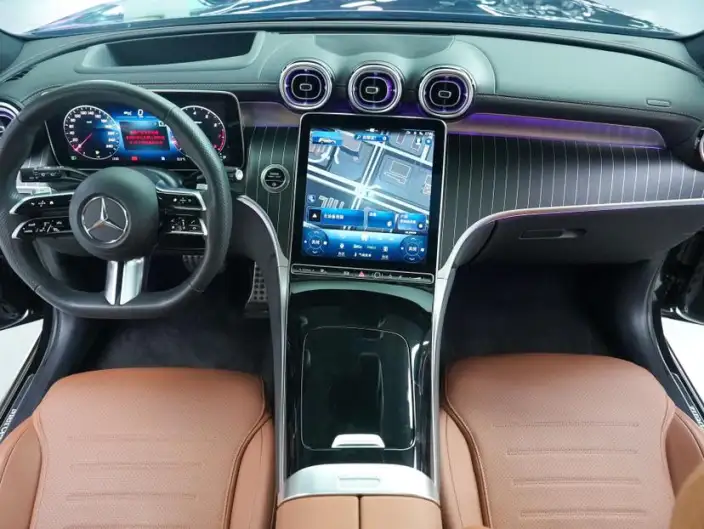 Mercedes-Benz GLC 2024 Model GLC 300 L 4MATIC Luxury Model 5 seat – фото 10