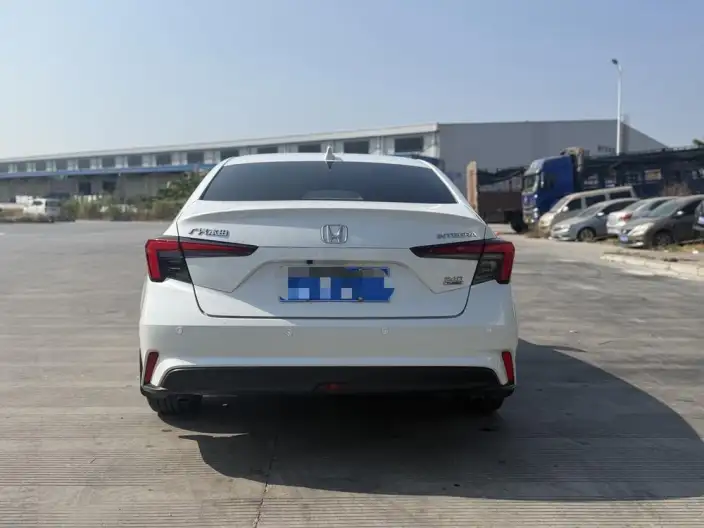 Model Ge 2023 Model 240TURBO CVT Technology Edition – фото 5