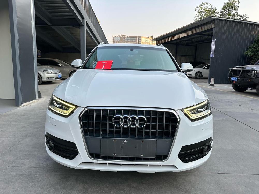 Audi Q3 2015 35 TFSI quattro Technology – фото 2