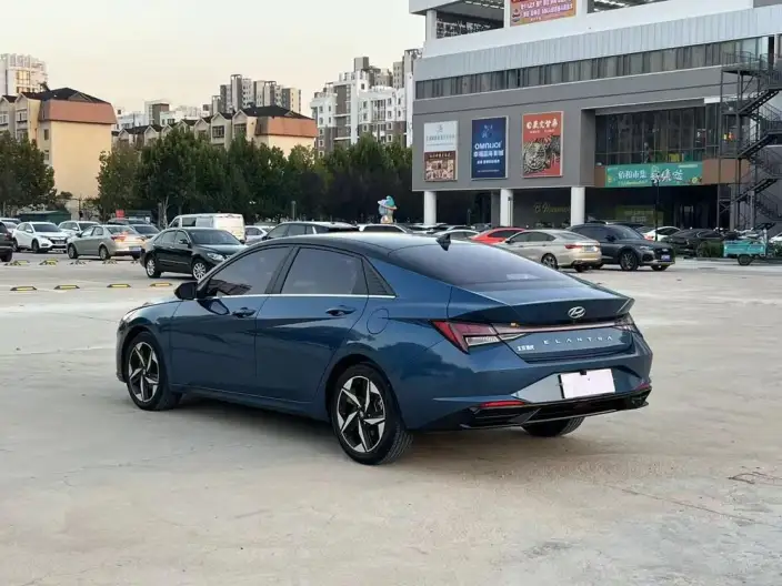 Hyundai Ioniq 2022 Model 1.5L CVT LUX Premium Edition