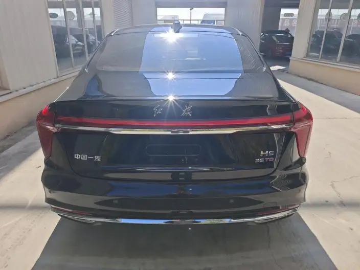 Hongqi H5 2023 Model 1.5T DCT Flag Rhythm Edition – фото 5