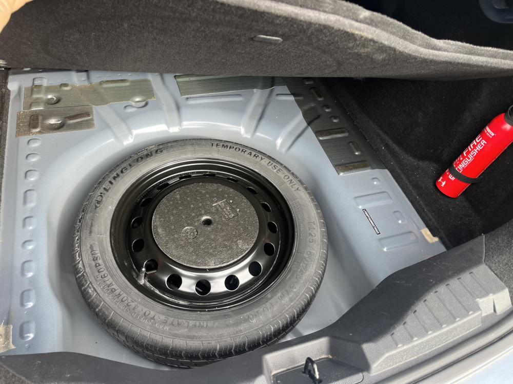 Ford Focus 2021 1.5L Automatic Diamond – фото 10