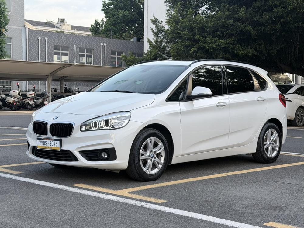 BMW 2 Series Active Tourer 2016 модификация 218i Leading – фото 1