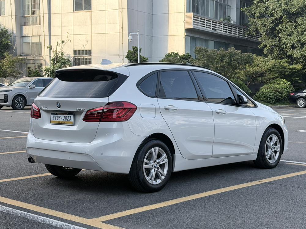 BMW 2 Series Active Tourer 2016 модификация 218i Leading – фото 6