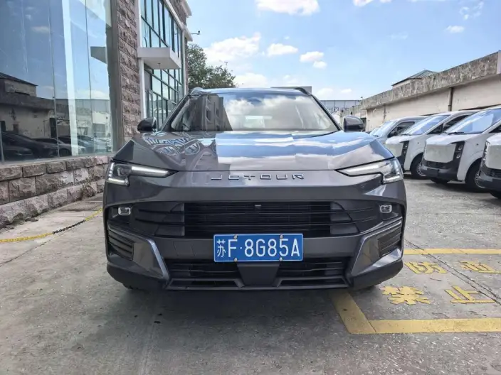 Jetour Dasheng 2025 Model 1.5T DCT Flagship