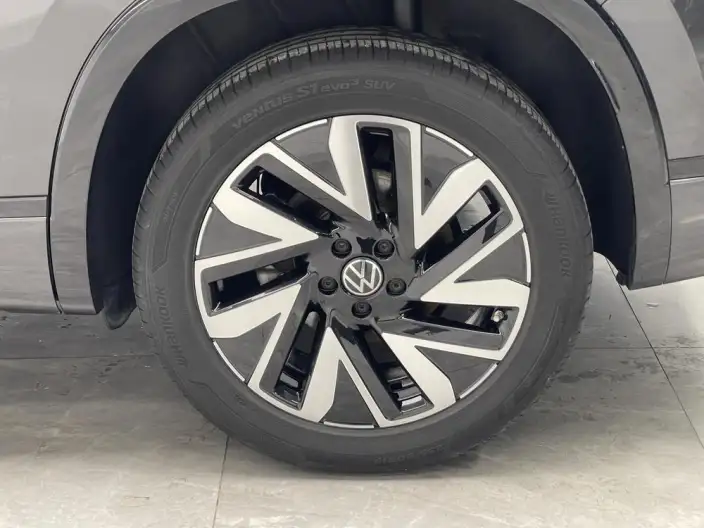 Volkswagen Tayron 2024 Model 380TSI 4WD R-Line High Power Edition – фото 9
