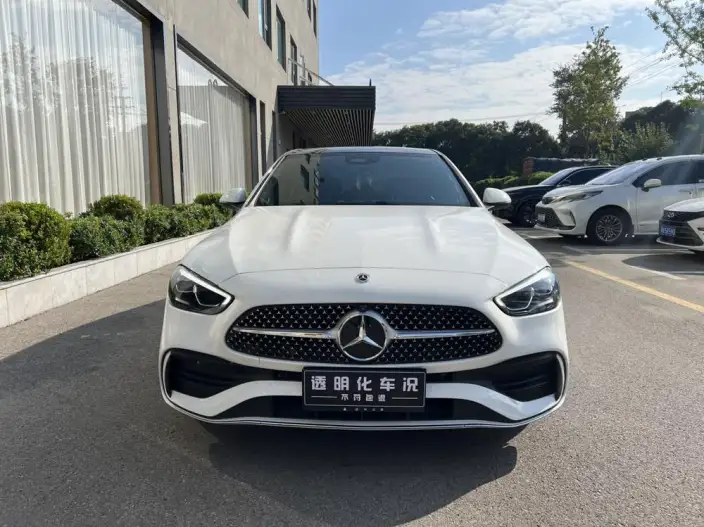 Mercedes-Benz C-Class 2025 Model Facelift C 200 L Sports Edition – фото 2