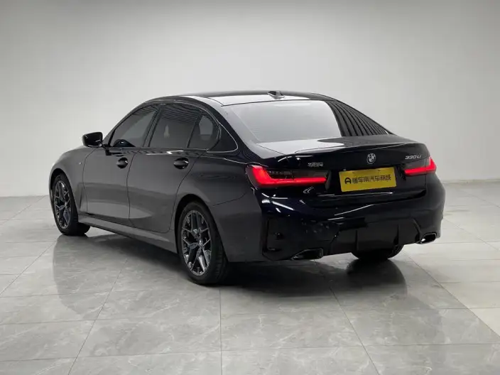 BMW 3 Series 2025 Model 330Li M Sports Night Set – фото 5