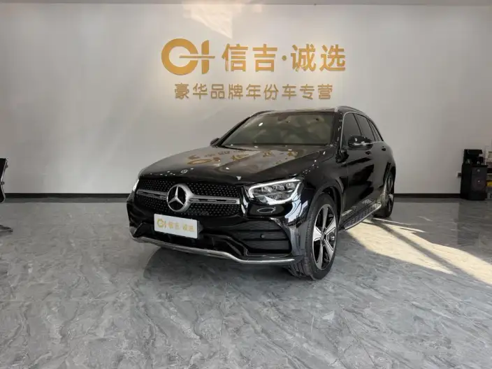 Mercedes-Benz GLC 2022 Model Facelift GLC 300 L 4MATIC Dynamic Model Collector Edition – фото 1