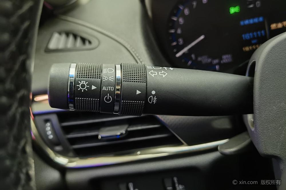 Cadillac ATS-L 2016 28T Technology – фото 16