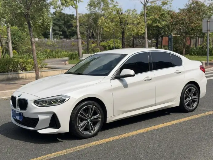 BMW 1 Series 2021 Model 120i M Sports Edition – фото 1