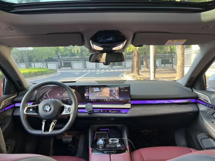 BMW 5 Series 2024 Model 530Li Exclusive Model M Sports Set – фото 10