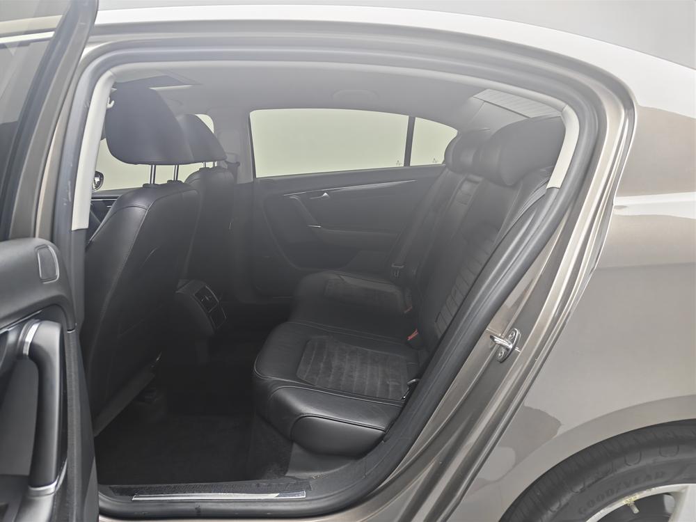 Volkswagen Magotan 2016 модификация 2.0TSI Smart Enjoy Luxury – фото 18