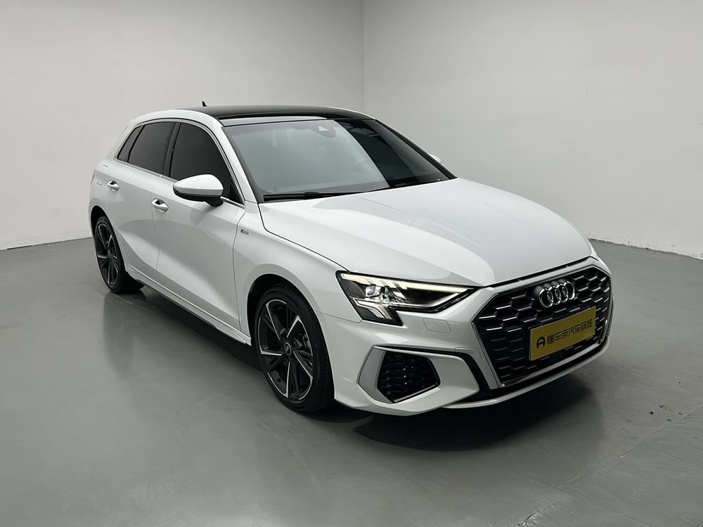 Audi A3 2023 Facelift Sportback 35 TFSI Style Sport – фото 3
