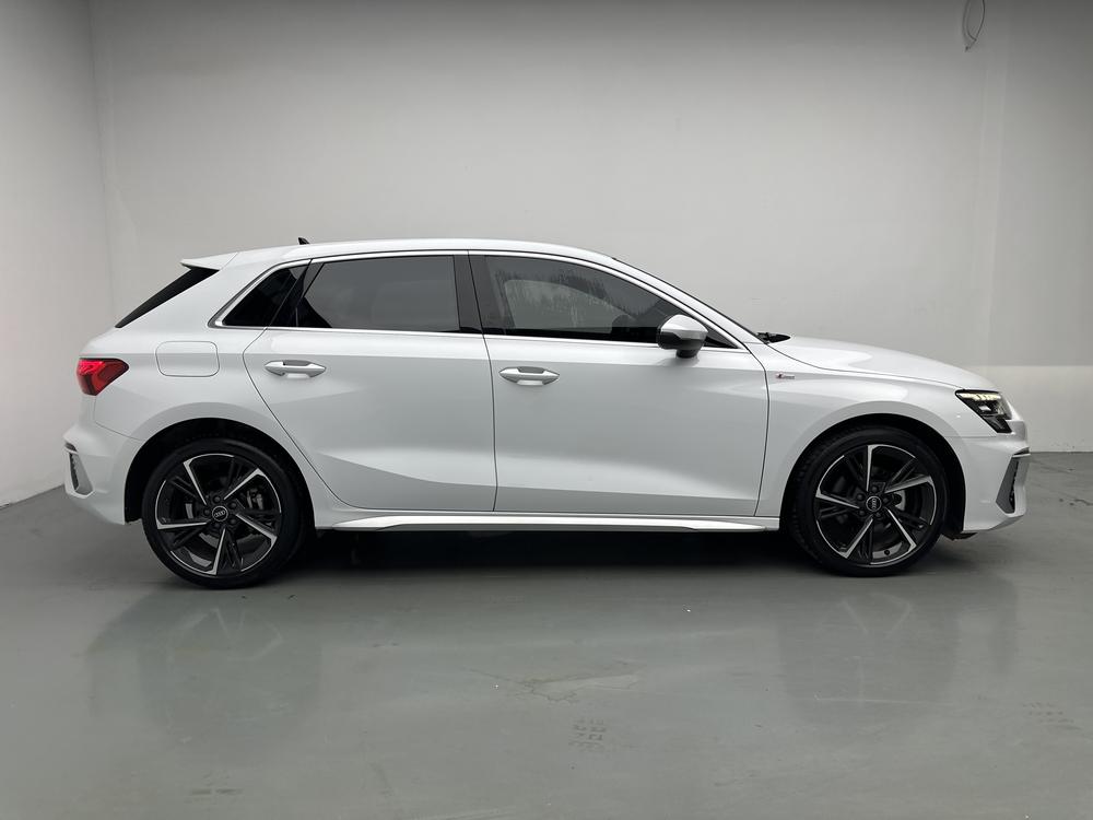 Audi A3 2023 Facelift Sportback 35 TFSI Style Sport – фото 8