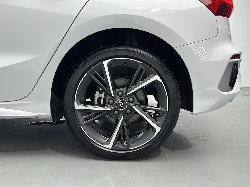 Audi A3 2023 Facelift Sportback 35 TFSI Style Sport – фото 9