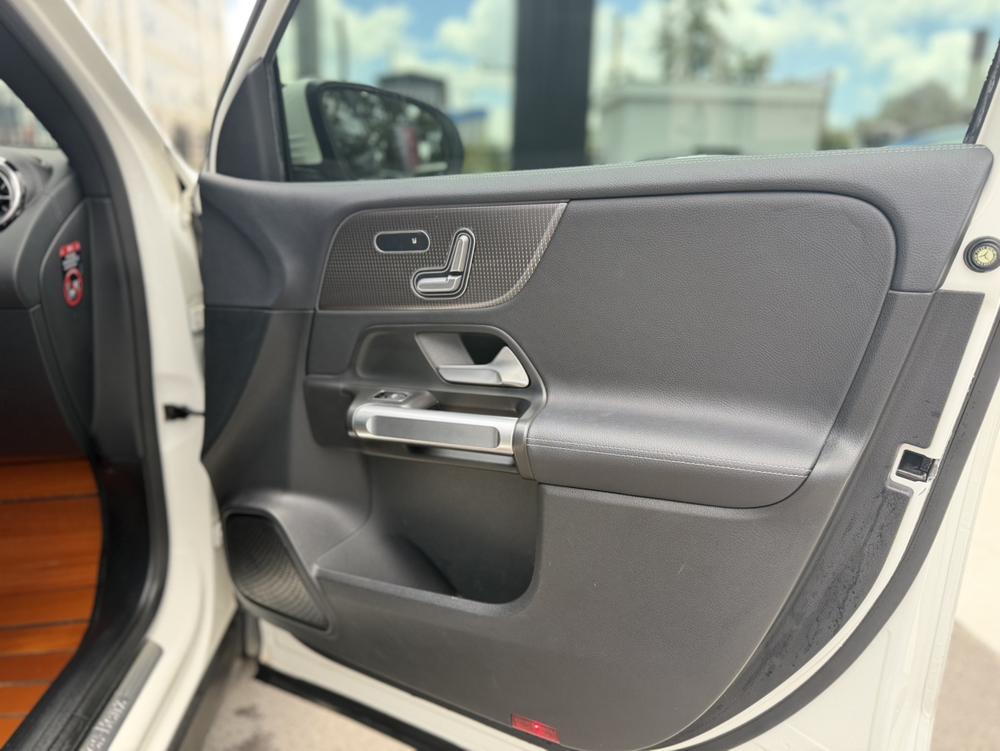 Mercedes-Benz GLB 2021 GLB 200 Style – фото 10