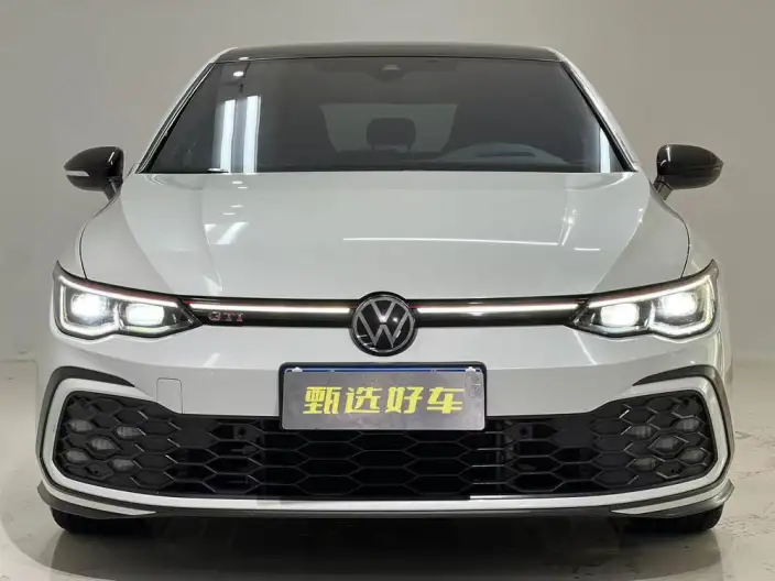 Volkswagen Golf GTI 2021 Model 380TSI DSG GTI – фото 2