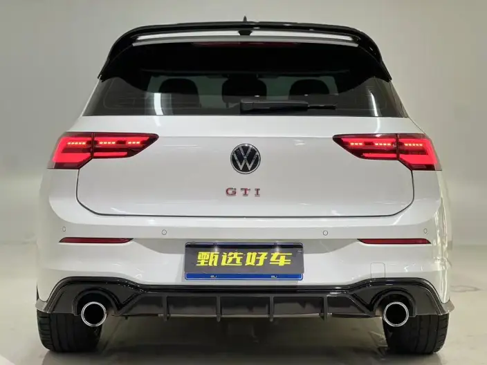 Volkswagen Golf GTI 2021 Model 380TSI DSG GTI – фото 3