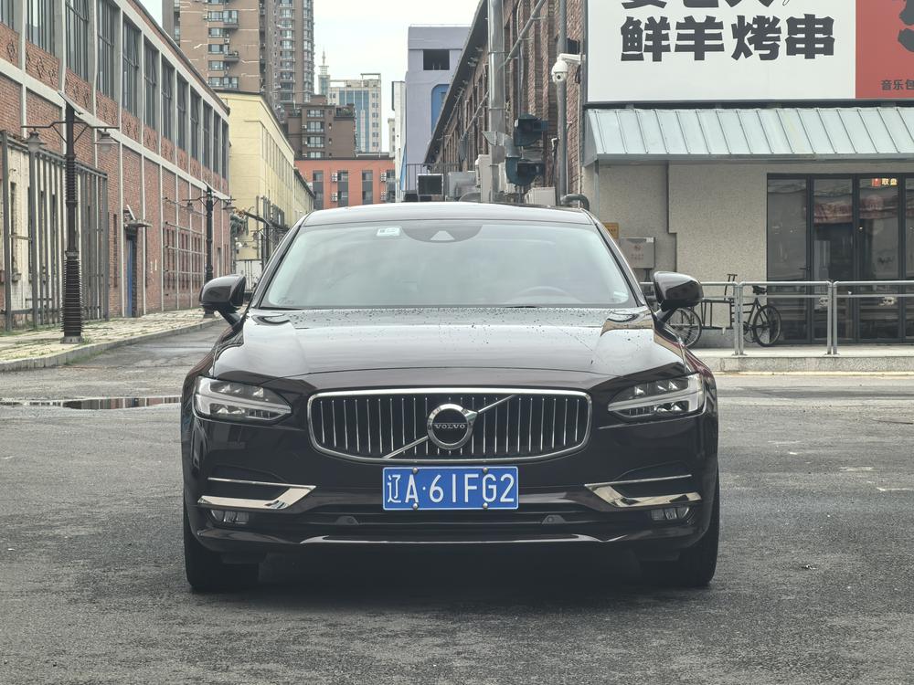 Volvo S90 2020 T5 Intelligent Refined Luxury – фото 2