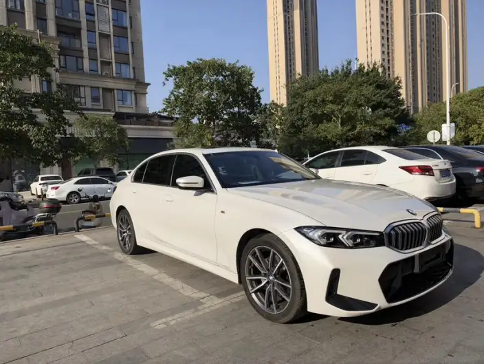 BMW 3 Series 2023 Model 320Li M Sports Set – фото 3