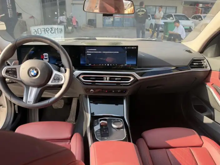 BMW 3 Series 2023 Model 320Li M Sports Set – фото 7
