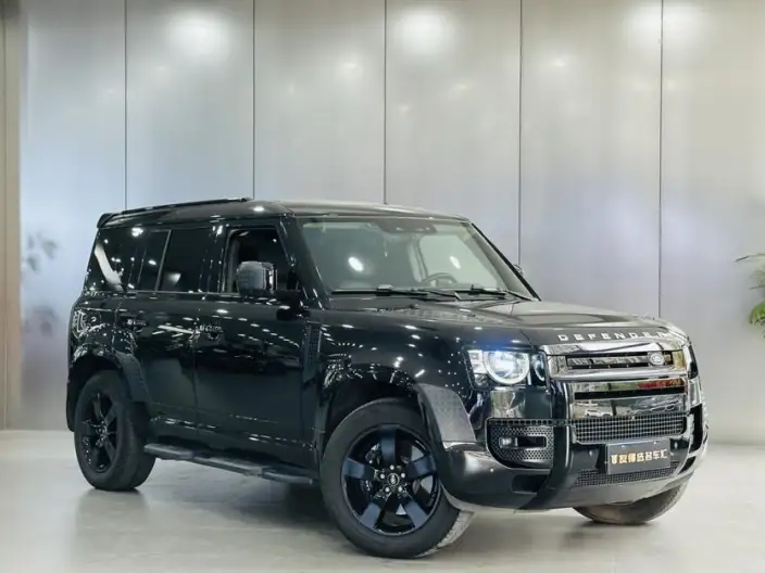 Land Rover Defender 2024 Model 110 3.0T P400 XS – фото 3