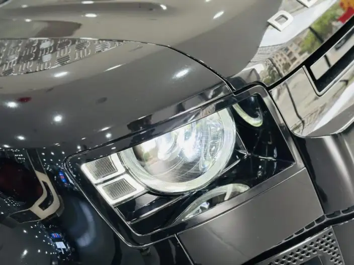 Land Rover Defender 2024 Model 110 3.0T P400 XS – фото 8