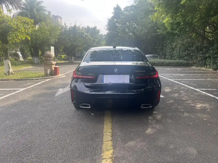 BMW 3 Series 2025 Model 325Li M Sports Set – фото 6