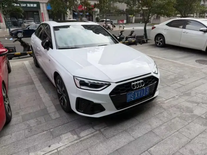 Audi A4 L 2023 Model 40 TFSI Luxury Dynamic Model – фото 3