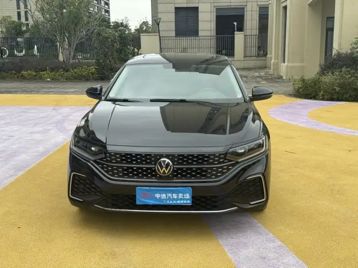 Volkswagen Passat 2023 Model Facelift 280TSI Starry sky Elite Edition – фото 2