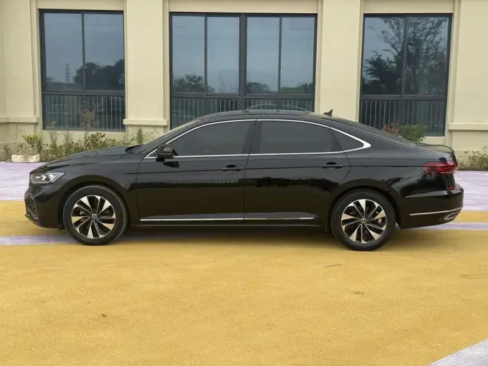 Volkswagen Passat 2023 Model Facelift 280TSI Starry sky Elite Edition – фото 4