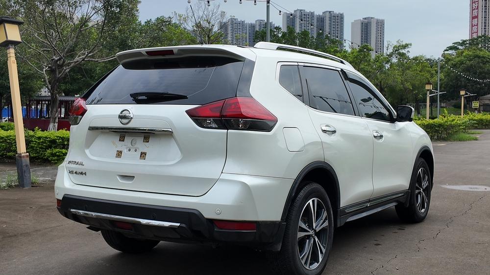 Nissan X-Trail 2020 2.5L CVT Luxury Navigation 4WD – фото 6