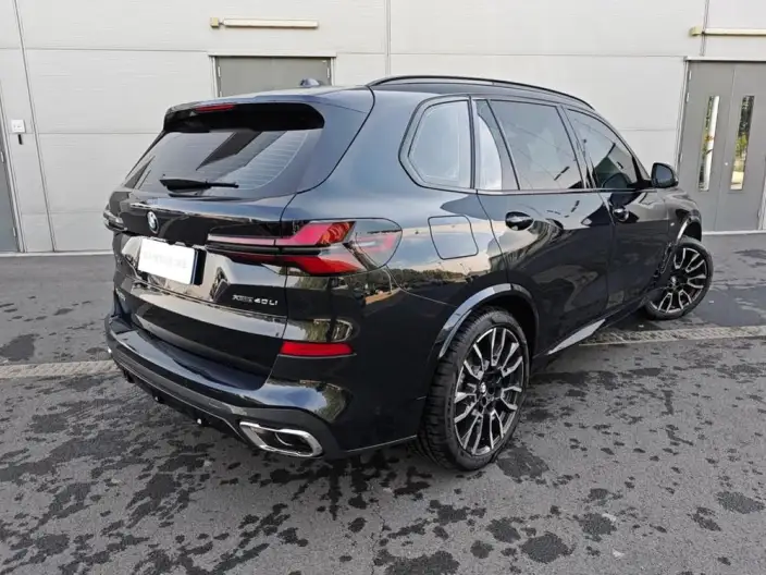 BMW X5 2025 Model xDrive40Li M Sports Night Set – фото 5