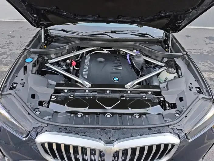 BMW X5 2025 Model xDrive40Li M Sports Night Set – фото 6
