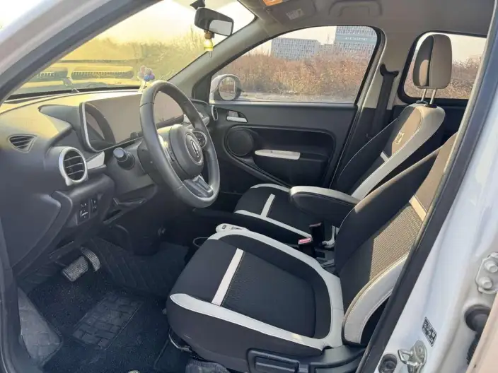 ORA Black Cat 2022 Model 351km Comfort Model Ternary lithium – фото 8