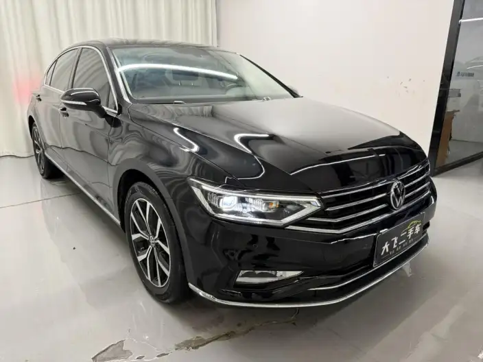Volkswagen Magotan 2020 Model 330TSI DSG Leading Model – фото 3