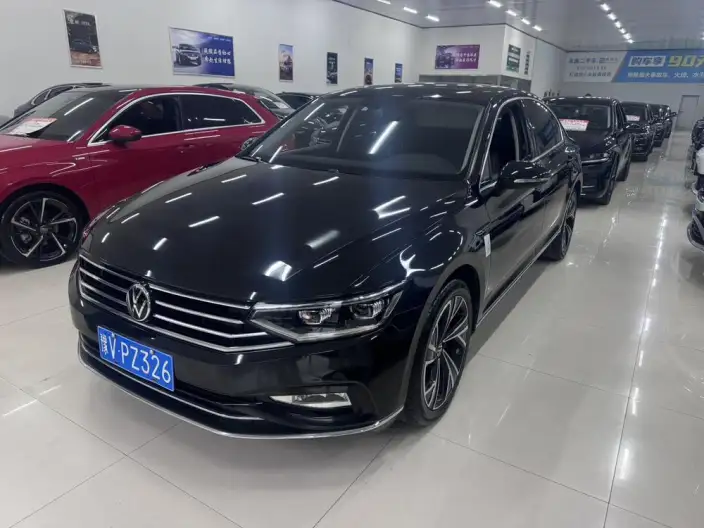 Volkswagen Magotan 2021 Model 330TSI DSG 30th Anniversary Memorial Edition – фото 1