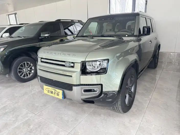 Land Rover Defender 2025 Model 90 3.0T P400 X-Dynamic HSE – фото 1