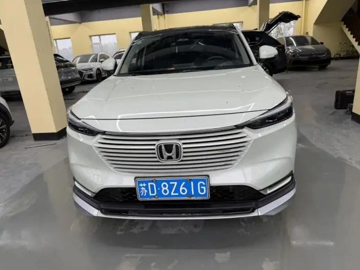 Honda Vezel 2023 Model 1.5L CVT Deluxe Edition