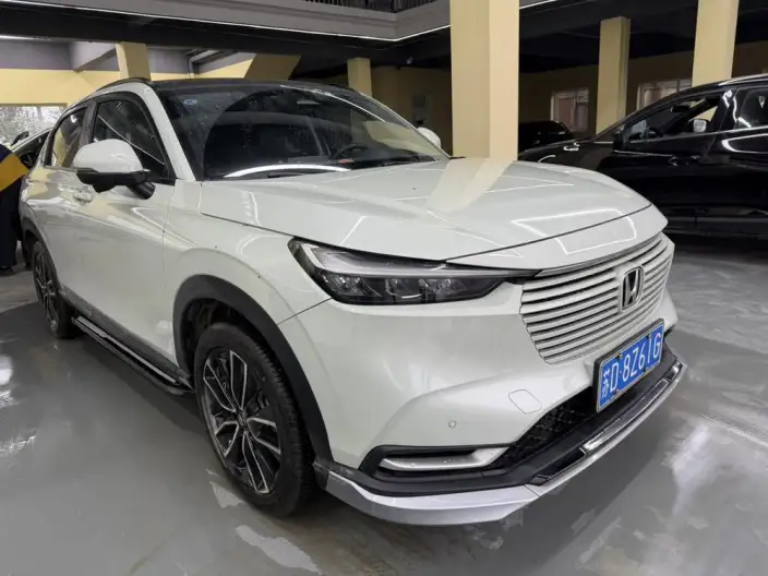 Honda Vezel 2023 Model 1.5L CVT Deluxe Edition