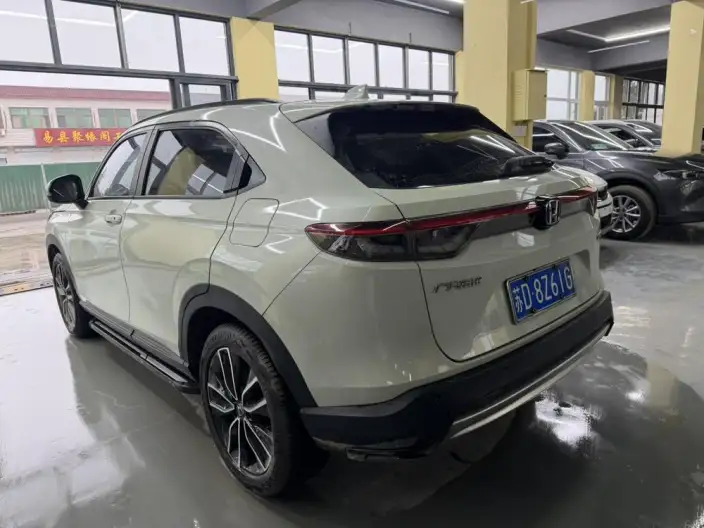 Honda Vezel 2023 Model 1.5L CVT Deluxe Edition