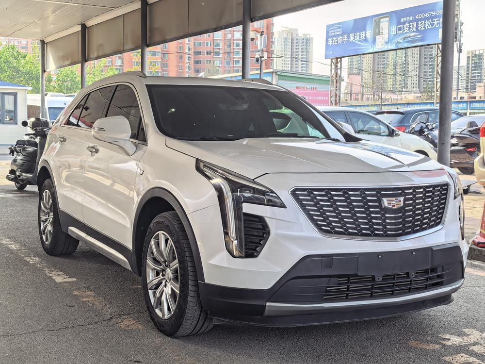 Cadillac XT4 2020 Facelift 28T 2WD Leading – фото 3