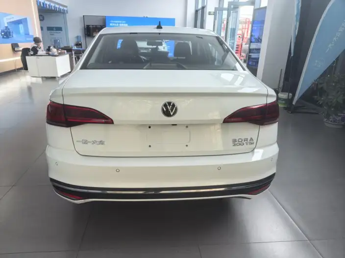 Volkswagen Bora 2024 Model 200TSI DSG Smooth Ride Edition – фото 4