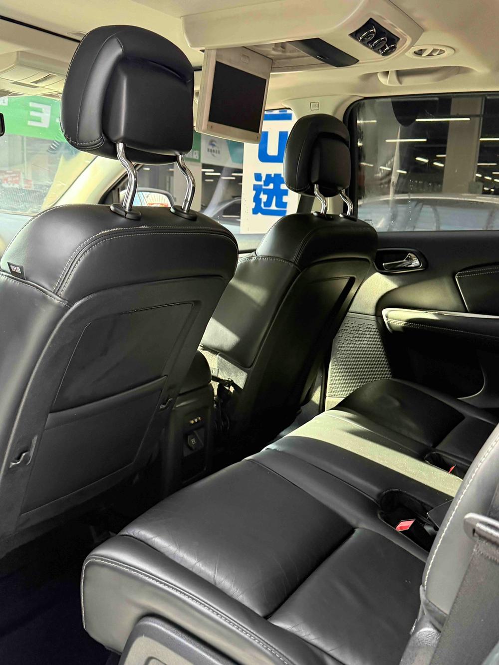 Dodge Caliber 2015 2.0TD AWD Premium – фото 13