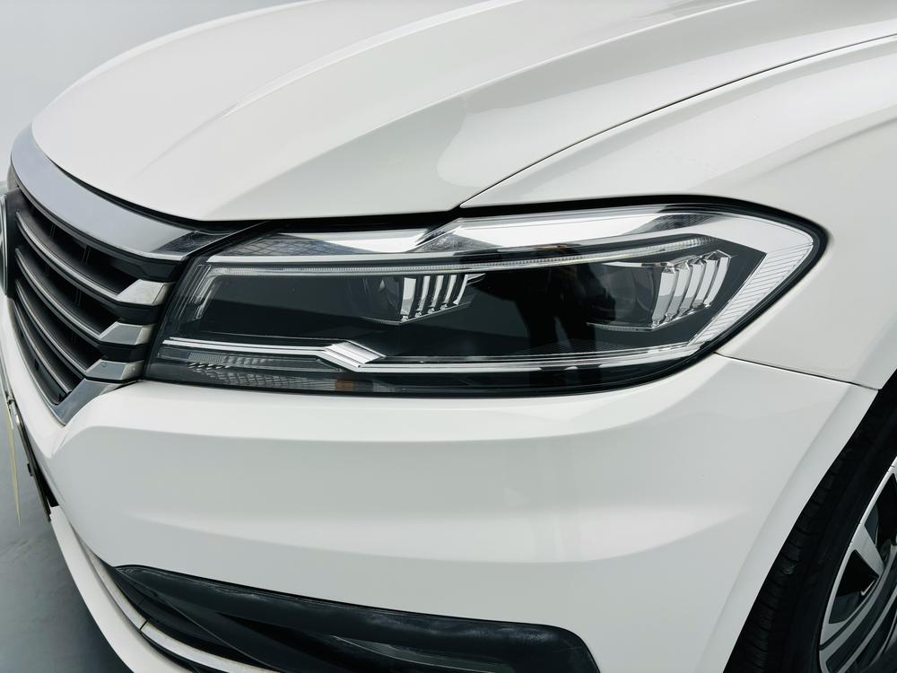 Volkswagen Lavida 2022 1.5L Automatic Comfort – фото 12