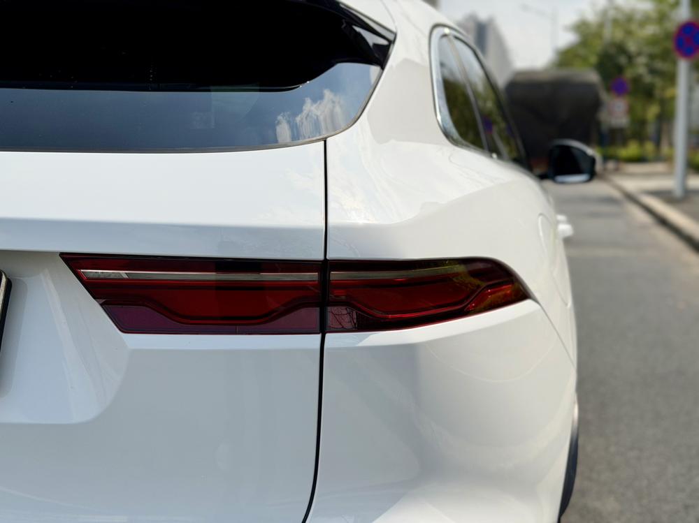 Jaguar F-PACE 2021 250PS R-Dynamic S – фото 10
