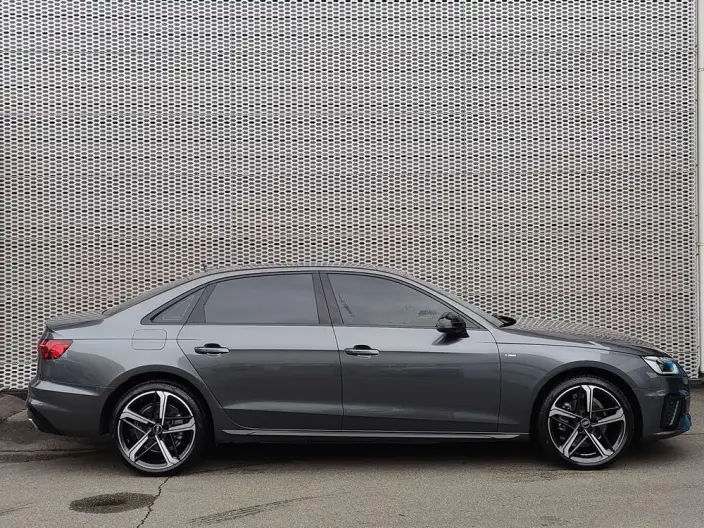 Audi A4 L 2024 Model 40 TFSI Luxury Dynamic Model – фото 5