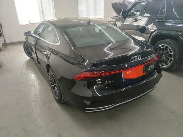 Audi A7 L 2025 Model 45 TFSI Luxury Model – фото 3