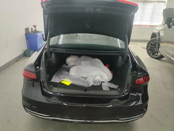 Audi A7 L 2025 Model 45 TFSI Luxury Model – фото 4